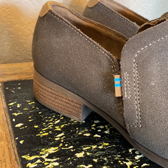 Toms heeled ankle booties - Picture 2 of 8
